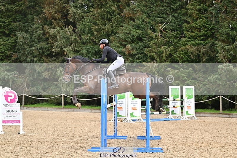250321A-113800-00580 - Cls 3 Foxhunter and 1.20m Open