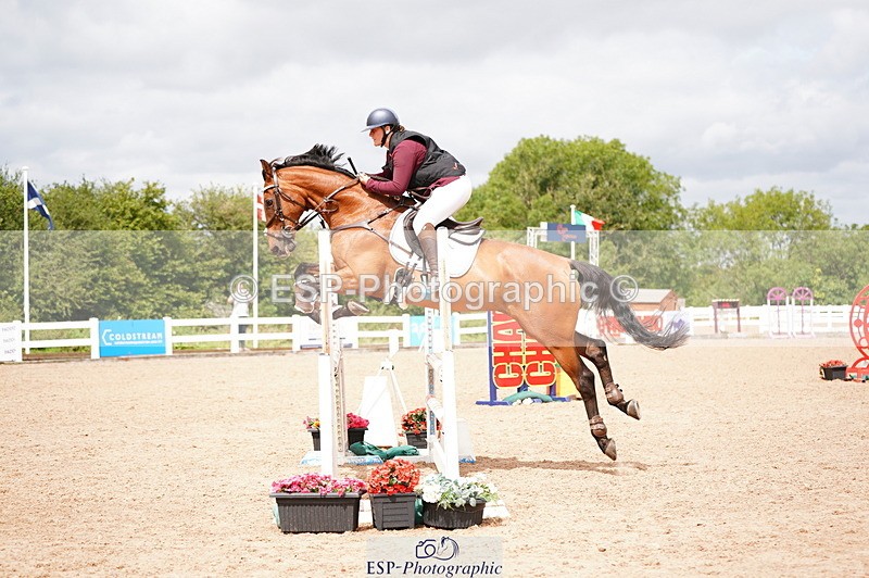 240804A-124220-10886 - Cls 51 1.05m Amateur Qualifier