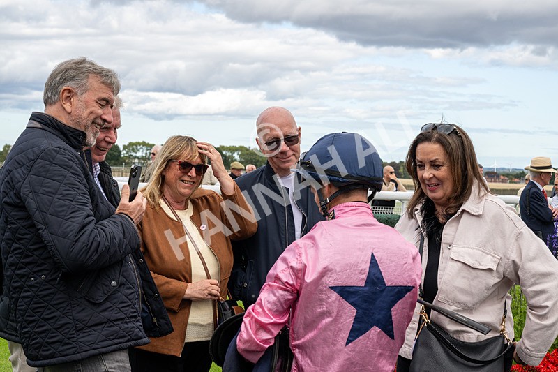 160926-Race 1-Austrian Theory-3845 - Race 1 2.08pm Season Finale Is Next Tuesday Selling Handicap