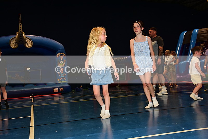 CON-145 - Joey and Ella