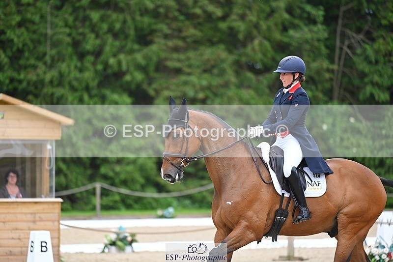 240524-114231-08997 - 520-LONDON_52-Laura_Collett