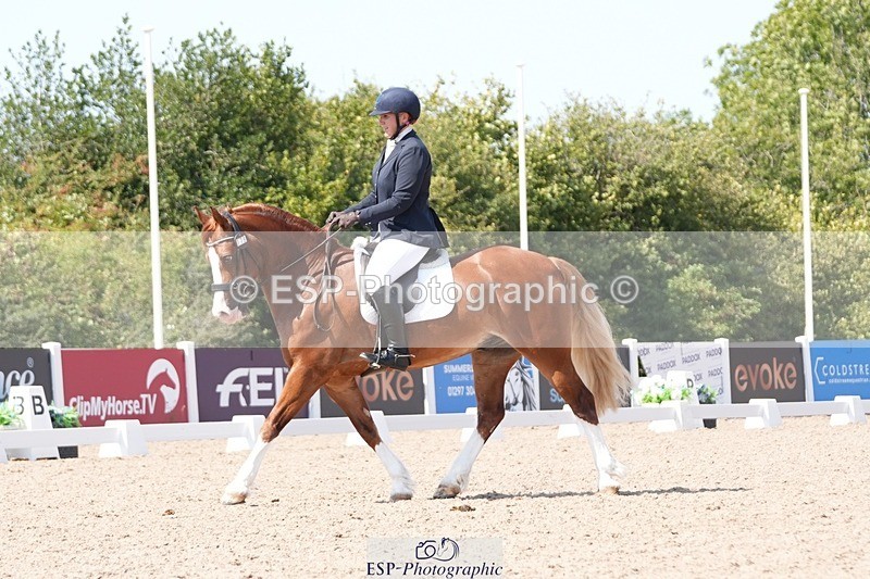 250817-145304-11083 - 178-Ella.MatraversMenai.Cosmic.Inferno