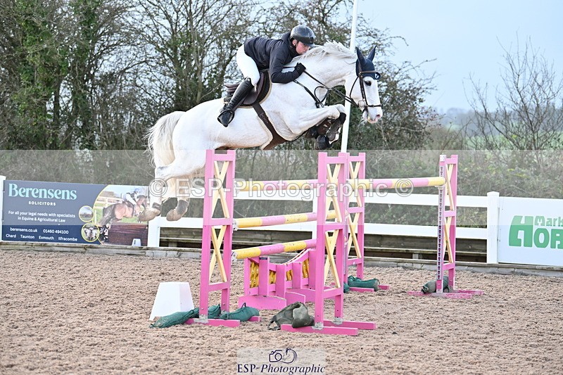 231209A-140930-02005 - Cls 15 National 1.30m & 1.40m