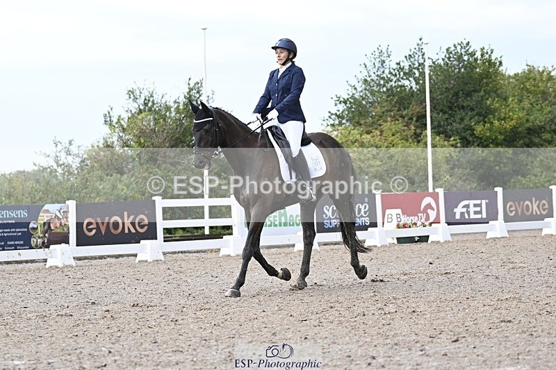 250907-103552-06289 - 027-Amanda.KingInvincible