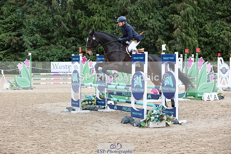 251026A-122128-24635 - F-431-Alison.Gill