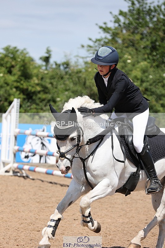 240629A-111219-04444 - Cls 17 Discovery and 90cm Open