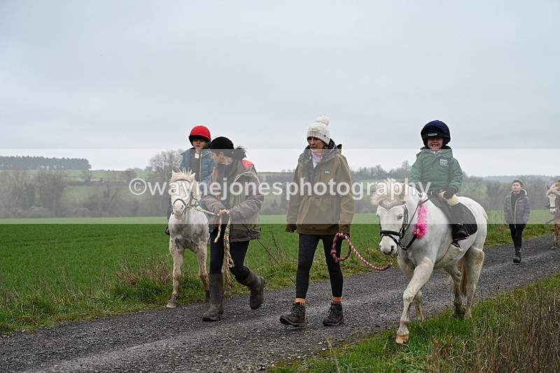 WJ7_9858 - Walk out..