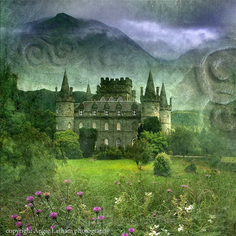 HM 004 Inveraray Castle - Spirit of the Highlands