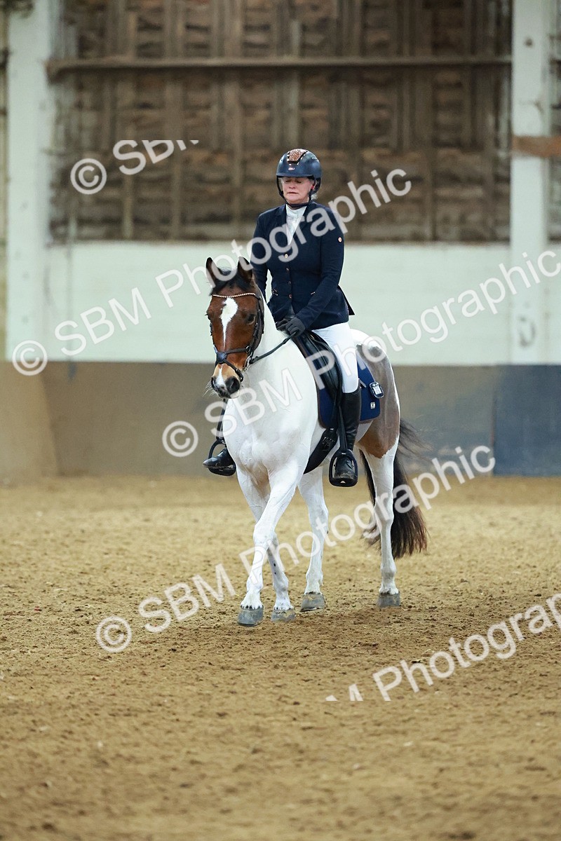 SBM_003586 - Novice 2