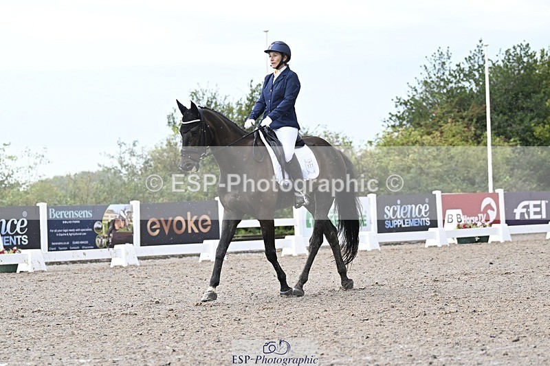 250907-103552-06291 - 027-Amanda.KingInvincible