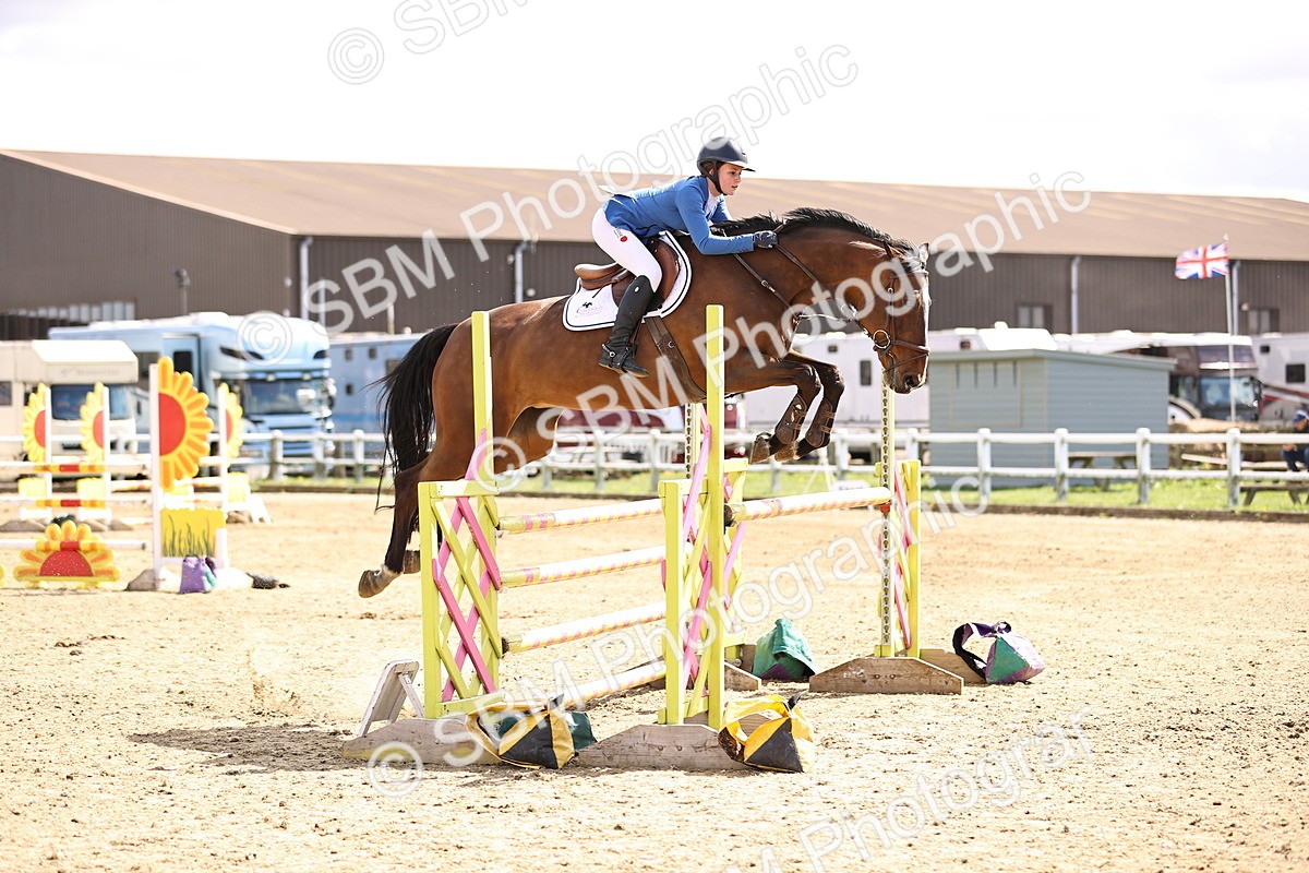 SBM_004223 - Class 17 - Senior Newcomers - 1.10m