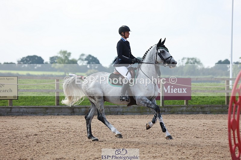 230915A-112402-01737 - Cls 2 Snr Foxhunter