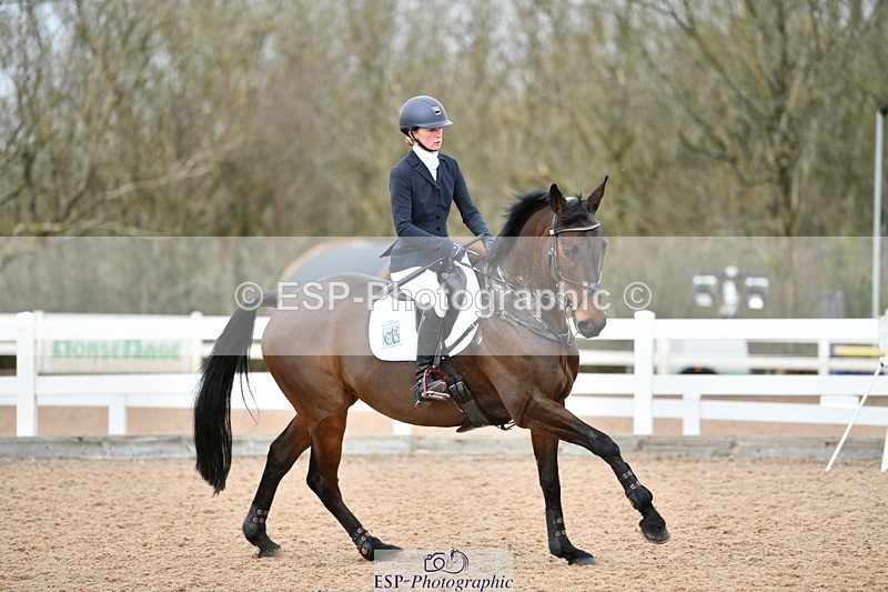 240124A-122601-00449 - Cls 3 Newcomers & 1.10m Open