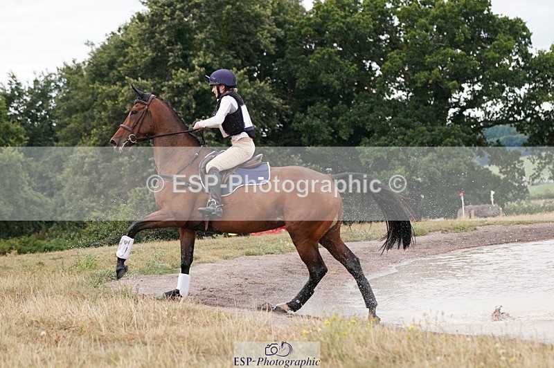 250802A-111238-02141 - A-013-Fiona.Jones-ABBY.VD.BERGHOEVE.Z