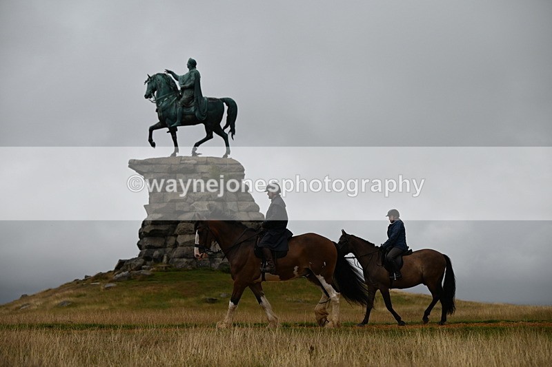 DSC_2019 - Time at Statue 12:13 to 12:32