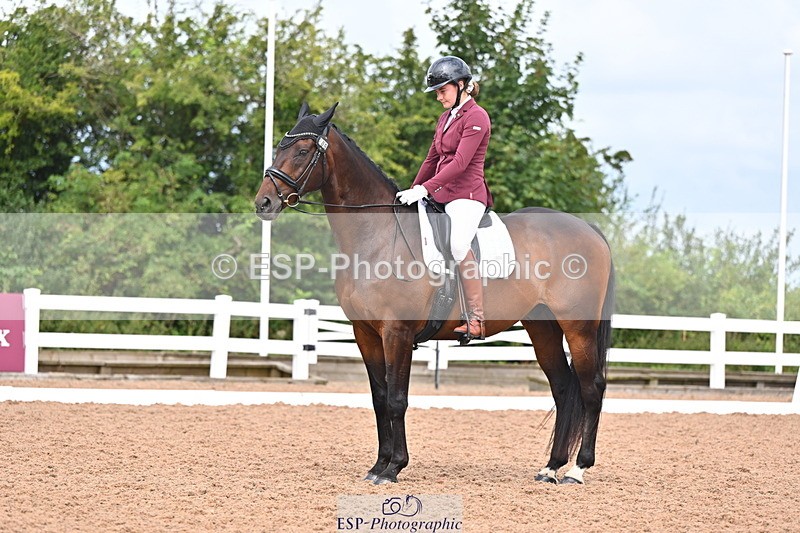 240817A-112517-08019 - 209-Eleanor.Halton-Fairway's.Finale