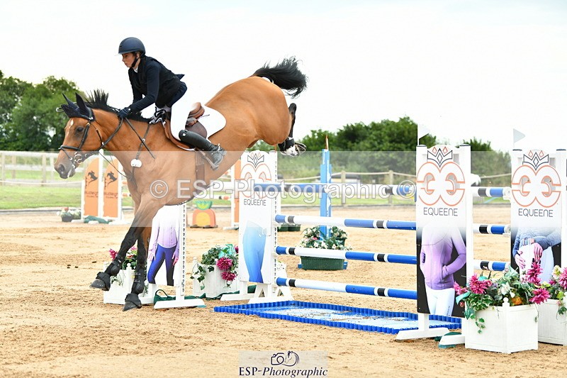 230720A-153611-03952 - Cls 9, 2 Star Big 1.40m Start to break