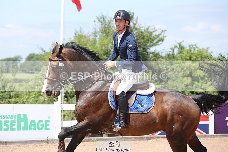 240718A-123543-05105 - Cls 9, 1 Star Bronze Tour 1.10m