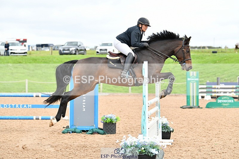 240915A-123615-09928 - Cls 27 Snr 1.05m & 1.10m GP