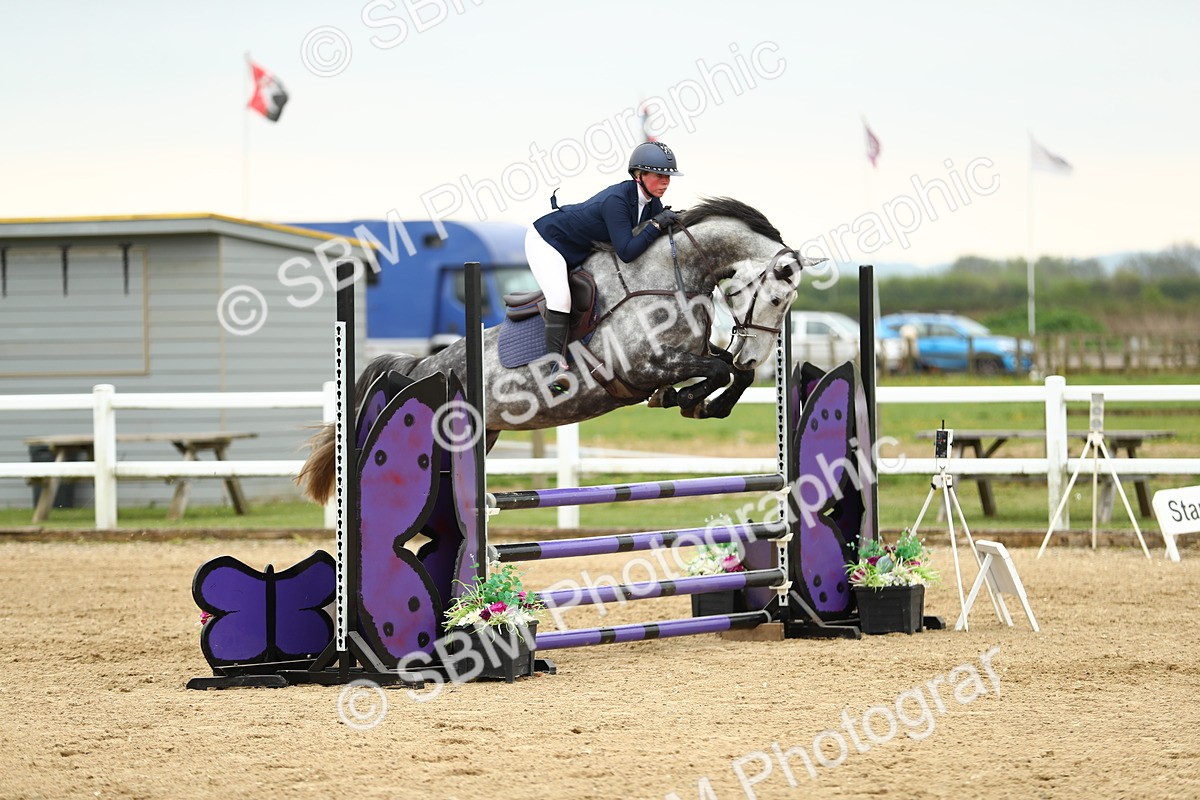 SBM_000458 - Class 2 - Senior British Novice 90cm