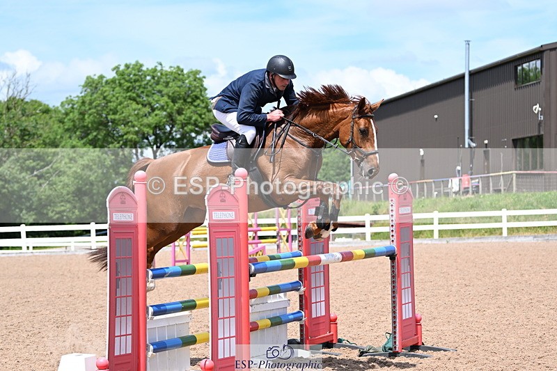 240619A-141829-00530 - Cls 4 Snr Newcomers and 1.10m Open