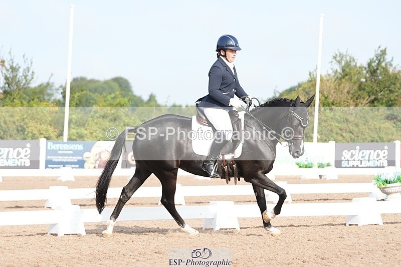 250815-090508-00012 - 004-Amy.CoxPretty.Picture