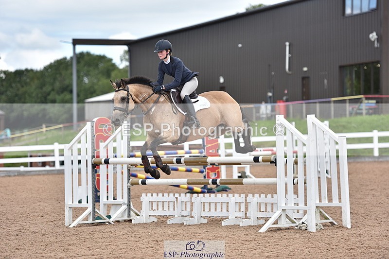 230806A-143302-02539 - Cls 22 Pony Foxhunter & 1.10m Open