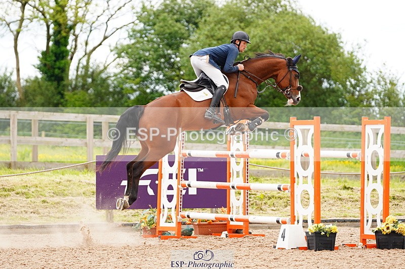 240524A-150614-04417 - Cls 18 National 1.40m