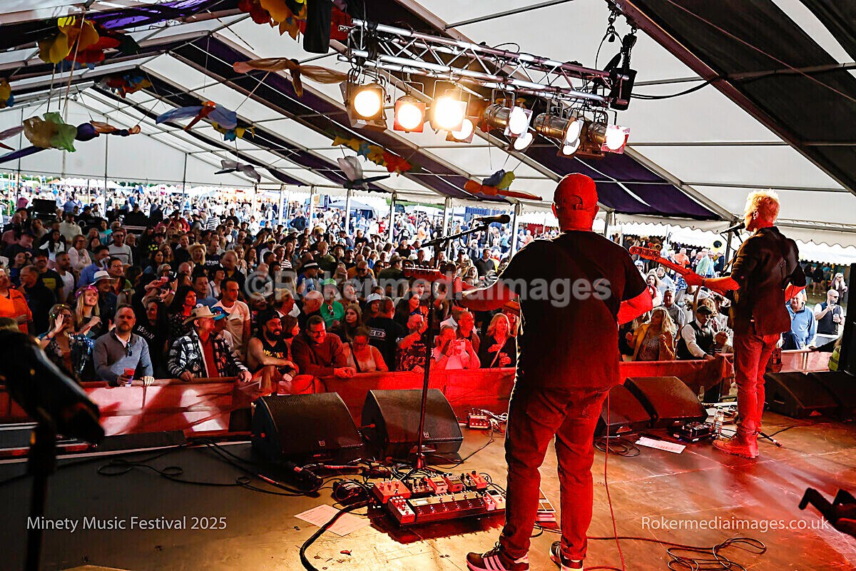 _MGL7597 - MINETY 2025