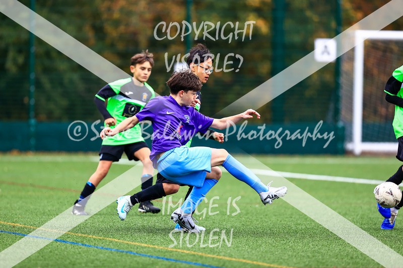 1DX30715 - 2025-10-12 FC Abbey Meads U14 Orange V Kingsdown Lions U14