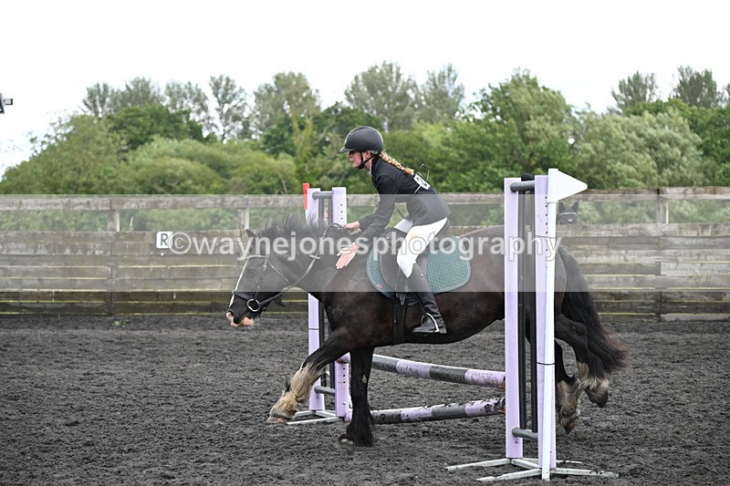 WJ6_0111 - Class 13 Novice 60cm