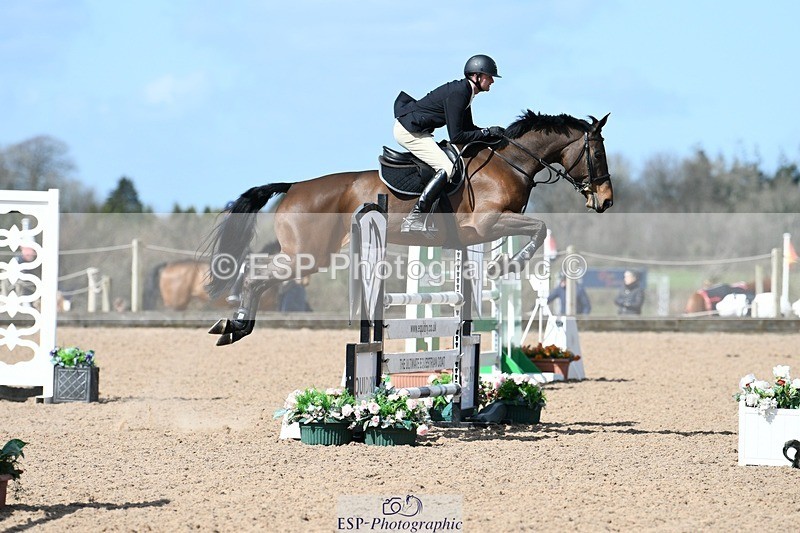 250328-114739-00876 - Cls 2 Snr Newcomers