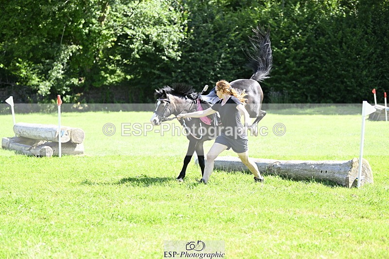 240728B-104225-00677 - Theo's Group XC