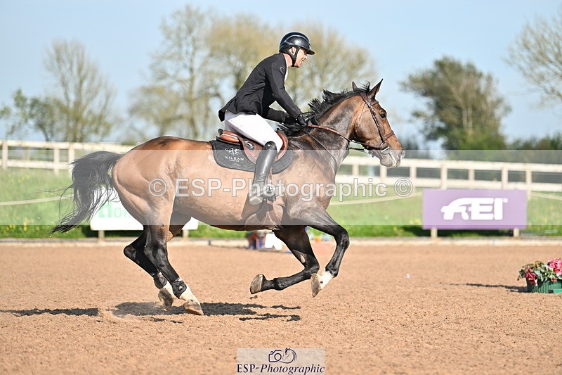 240510A-171832-09431 - Cls 24 National 1.40m Open