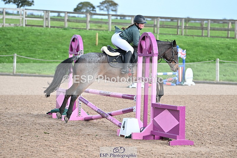 231029A-111157-02916 - 80cm Club and Schools