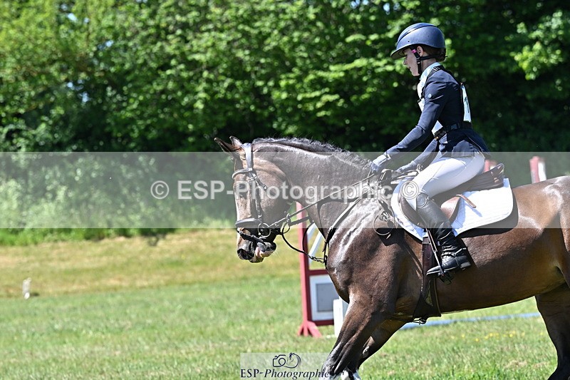 250522B-124846-02188 - 162-PRICELESS-Helen.du.Heaume