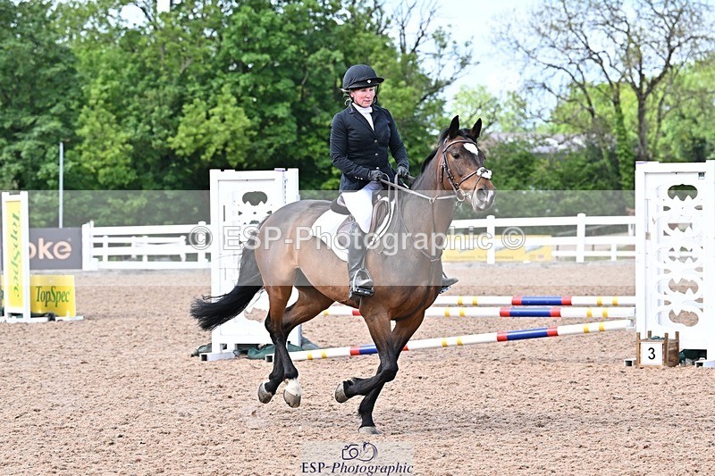 260512-164307-00184 - 70cm Classes