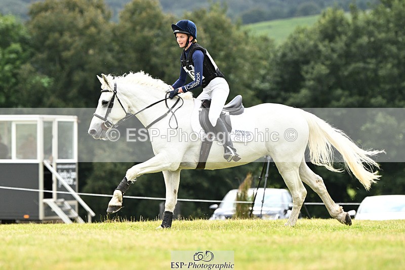 240825X-160339-36649 - 80cm XC 15.30 to 16.30