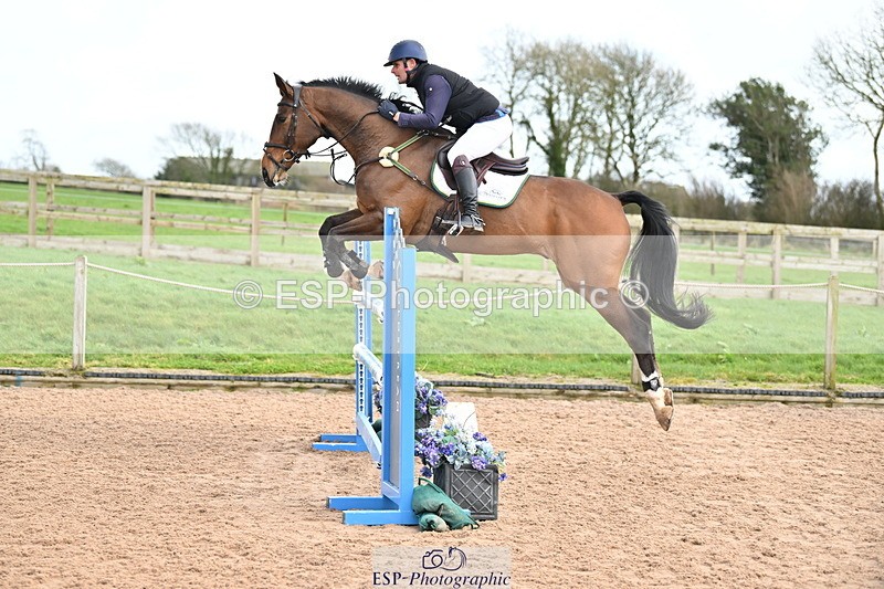 240315A-125522-01080 - Cls 3 Snr Foxhunter