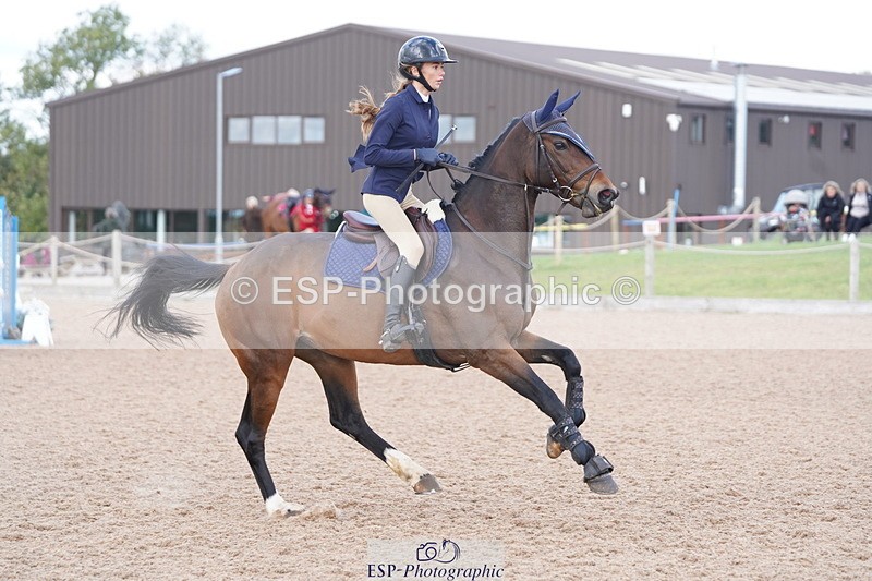 241005A-115616-04646 - SAT Cls 9 Snr Discovery &1m Open