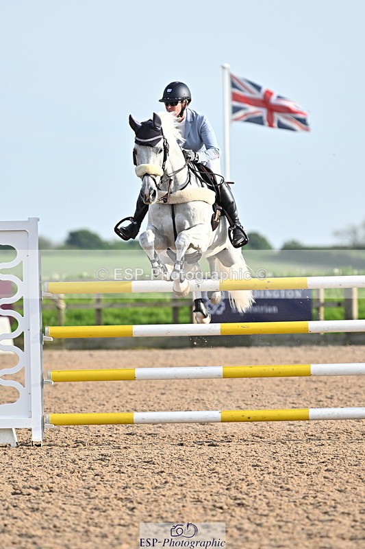 240511A-184846-15768 - Cls 39 Chard Equ Derby