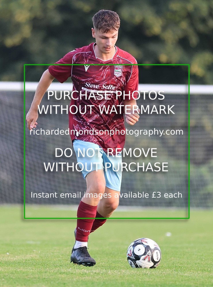 533A4599 - Kendal County vs Cleator Moor Celtic (11/8/26)
