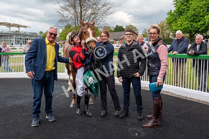 220425-Race 1-Kats Bob-2989 - Race 1