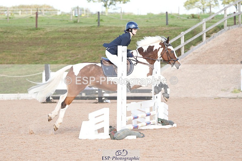 260926-155527-01330 - Cls 13 70cm Speed Derby