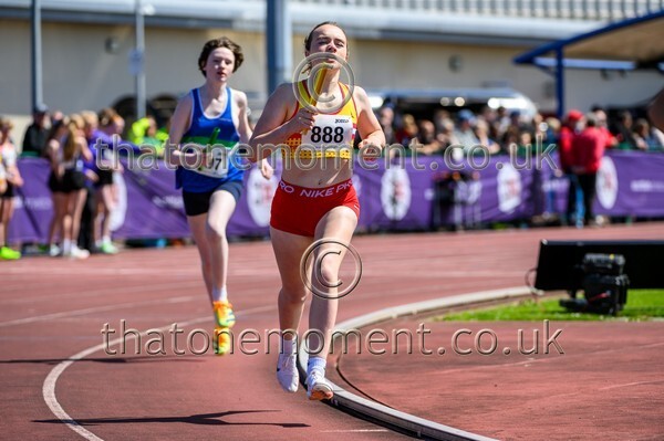 Relays26-920470 - Female Set One