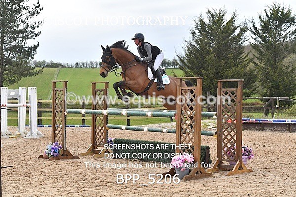 BPP_5206 - CLASS 19 SUN Senior Foxhunter/ 1.20m Open
