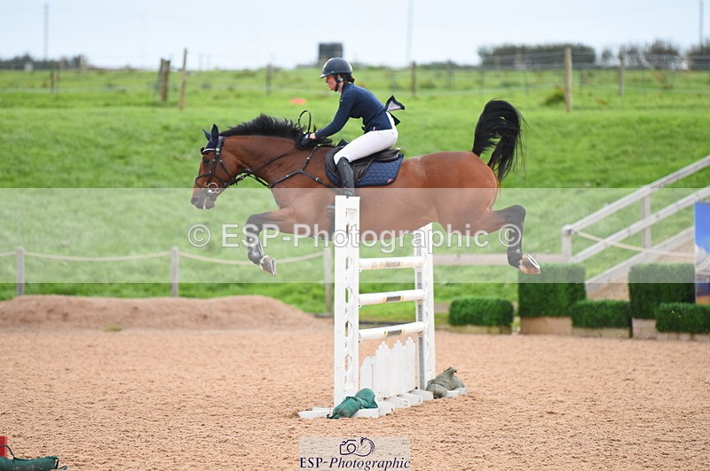 230927A-235230-00561 - Cls 6 National 1.30m