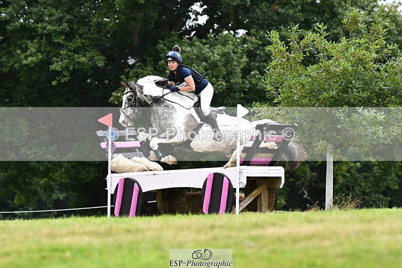 240825X-175109-38055 - 80cm XC 17.30 to End