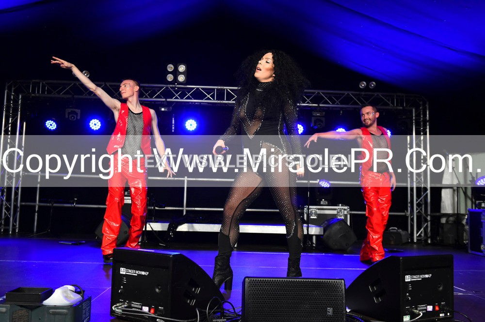 SH4_6579 - The Cher Experience