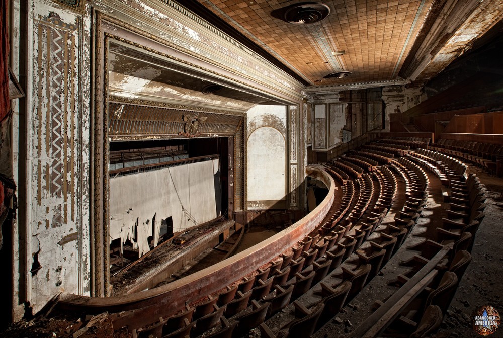 Victory Theatre (Holyoke MA) Sepia Seating